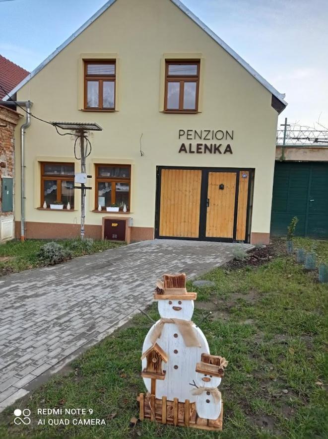 Penzion Alenka Valtice Exterior photo
